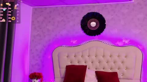 lunababe_ online show from 27, 6, 2026