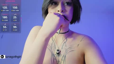 Luna online show from 11, 4, 2026