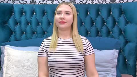 Snapshot of lunahouston chatting on 20, 12, 2024 LunaHouston online show from 20, 12, 2024