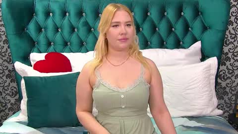 LunaHouston online show from 28, 11, 2025