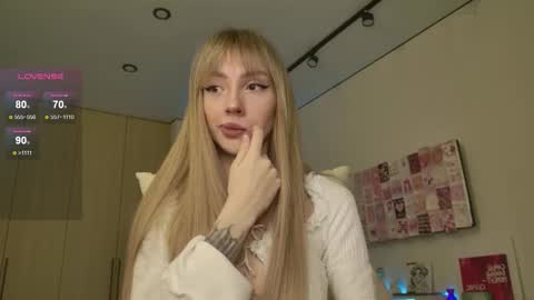 Luna online show from 11, 2, 2026