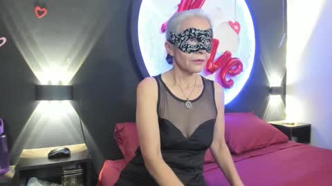 lunamisteriosa_ online show from 17, 2, 2026