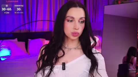 Luna  next streams Mon Fri Sat Sun 8pm-5am gmt0 online show from 14, 12, 2025