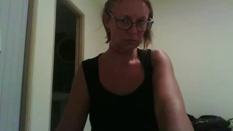 LunaPearl   online show from 6, 1, 2026