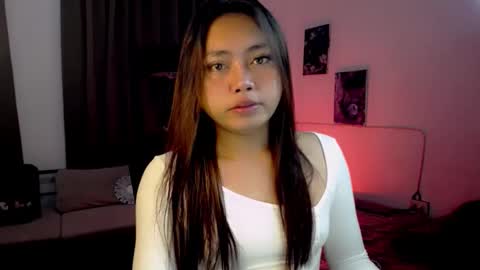Snapshot of lunapinay chatting on 21, 4, 2026 Luna online show from 21, 4, 2026