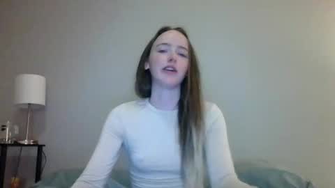 lunapixie2020 online show from 22, 9, 2025