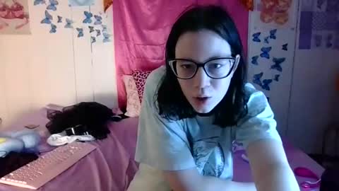 lunaquinn45 online show from 18, 1, 2026