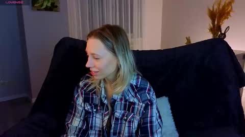 Kelly online show from 28, 11, 2025