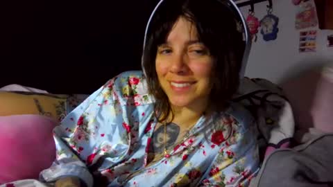 lunarqueen420 online show from 28, 6, 2026
