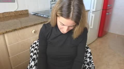  Luna online show from 11, 3, 2026