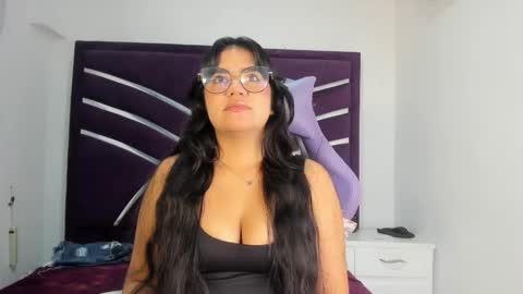 lunascarleht online show from 17, 2, 2026