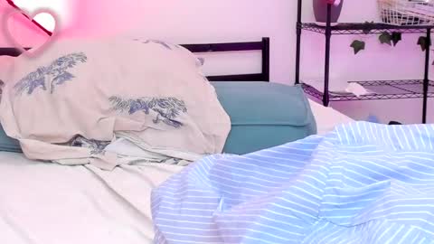 Snapshot of lunatale chatting on 10, 3, 2025 Kate online show from 10, 3, 2025