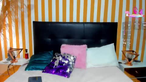 Luna Toledo online show from 16, 10, 2025