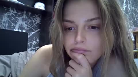 Luna  online show from 22, 10, 2025