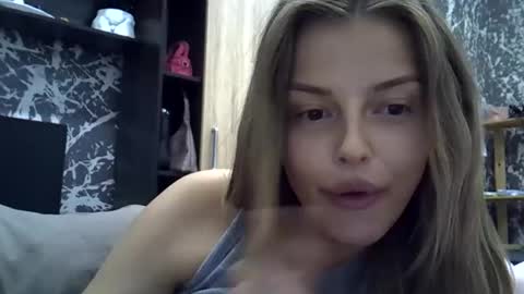 Luna  online show from 23, 10, 2025