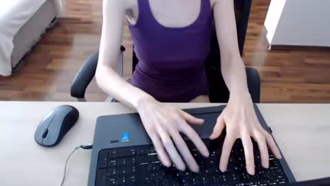 lunavibe_ online show from 15, 7, 2026