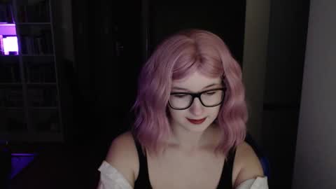 LunaXcherry online show from 23, 3, 2026