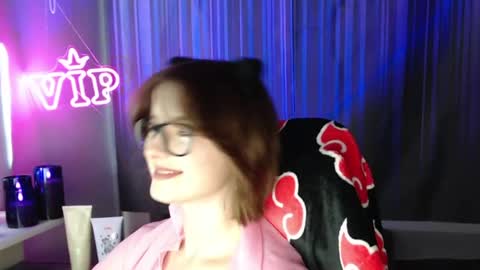 LunaXcherry online show from 23, 7, 2026