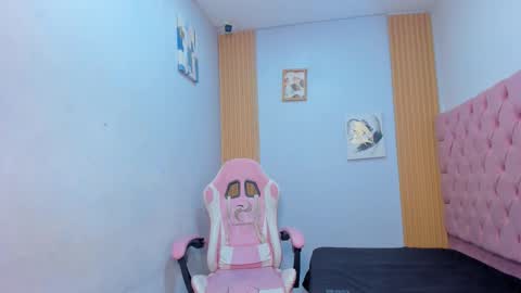 lunay_bigcock420 online show from 4, 12, 2025