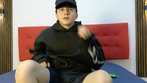 Snapshot of lunaydream chatting on 28, 4, 2026 lunaydream online show from 28, 4, 2026