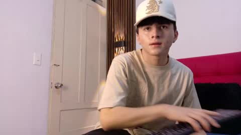 Snapshot of lunaydream chatting on 2, 5, 2026 lunaydream online show from 2, 5, 2026
