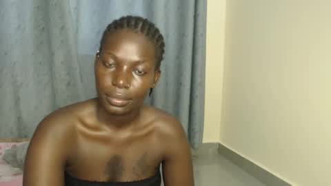 luo_queen online show from 23, 9, 2025