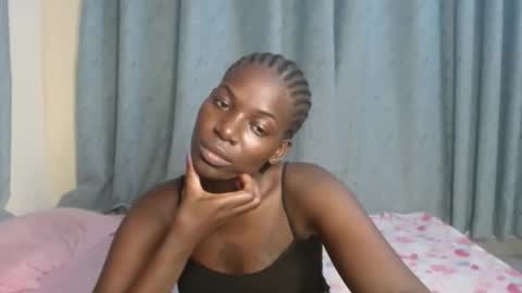 luo_queen online show from 1, 11, 2025