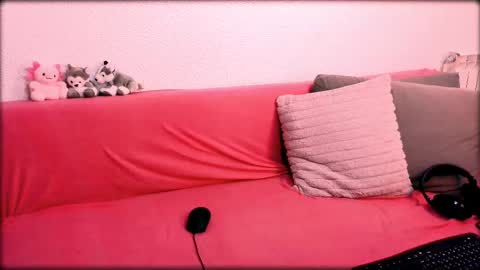 lurosincubus online show from 13, 1, 2026