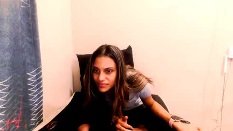 luscious_lexy online show from 26, 4, 2026