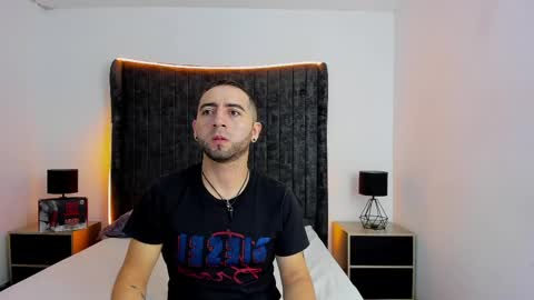 Snapshot of lushian_luna chatting on 6, 5, 2026 Lushian And Luna online show from 6, 5, 2026