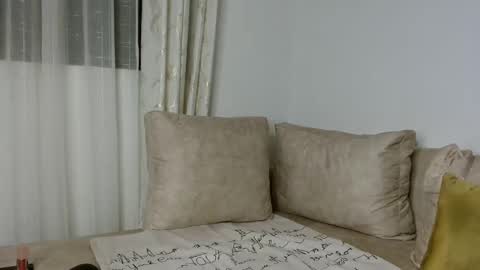 Snapshot of lust4karly_ chatting on 31, 1, 2025 Karly follow for next broadcast updates kisses online show from 31, 1, 2025