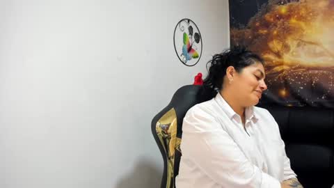 Snapshot of lust_mom chatting on 10, 12, 2024 Angela 3 online show from 10, 12, 2024