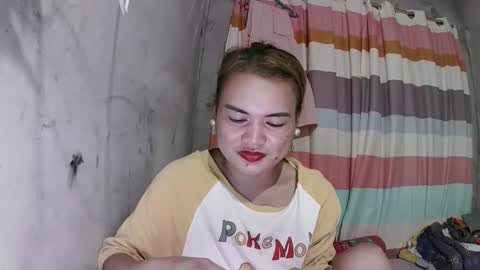 Snapshot of lusty_babe25 chatting on 22, 10, 2025 Flora Mae online show from 22, 10, 2025