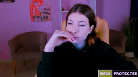 lusy_puff online show from 16, 12, 2024