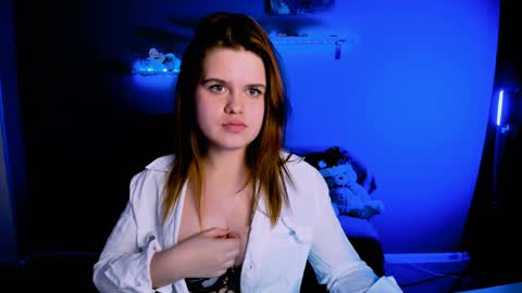 lusy_puff online show from 15, 1, 2025