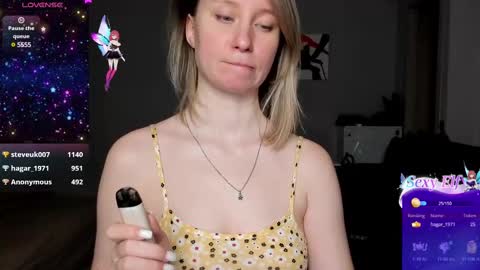 Snapshot of lusyagreenberg chatting on 10, 2, 2025 LusyaGreenberg online show from 10, 2, 2025