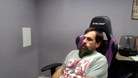 Snapshot of luv2likslit611455 chatting on 29, 10, 2025 Luv2likslit online show from 29, 10, 2025