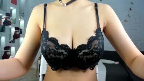 Yuna online show from 19, 12, 2025