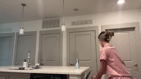 Aimee online show from 8, 1, 2026