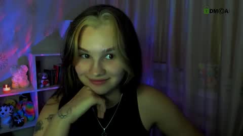 Snapshot of luvmeeow chatting on 1, 11, 2025 Ann  online show from 1, 11, 2025