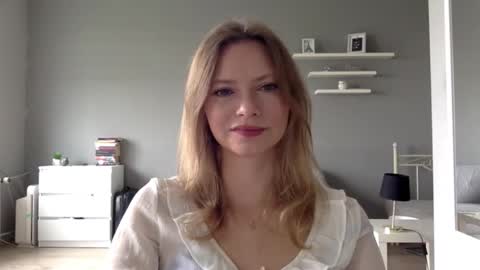 Millie online show from 19, 9, 2025