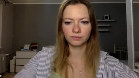 Snapshot of lux_millie chatting on 7, 2, 2026 Millie online show from 7, 2, 2026