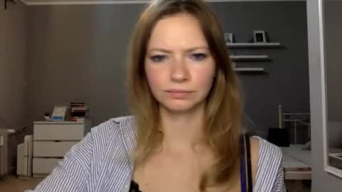 Snapshot of lux_millie chatting on 10, 2, 2026 Millie online show from 10, 2, 2026