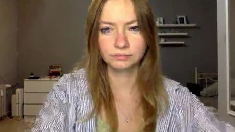 Snapshot of lux_millie chatting on 17, 2, 2026 Millie online show from 17, 2, 2026