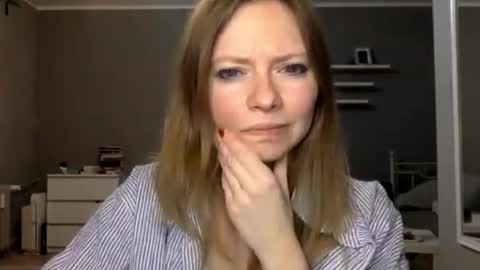 Snapshot of lux_millie chatting on 26, 2, 2026 Millie online show from 26, 2, 2026