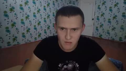 Snapshot of luxeboy_ chatting on 11, 9, 2025 Mike online show from 11, 9, 2025