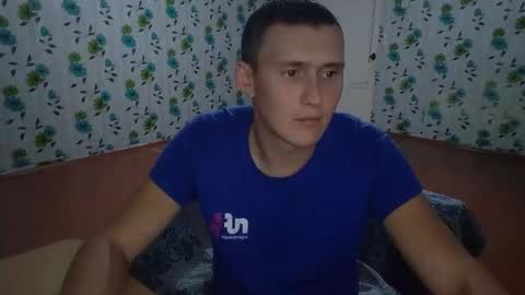 Snapshot of luxeboy_ chatting on 15, 9, 2025 Mike online show from 15, 9, 2025