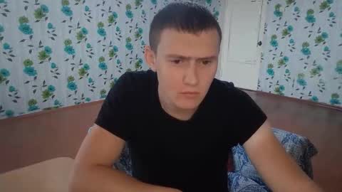 Snapshot of luxeboy_ chatting on 19, 9, 2025 Mike online show from 19, 9, 2025