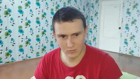 Snapshot of luxeboy_ chatting on 13, 10, 2025 Mike online show from 13, 10, 2025