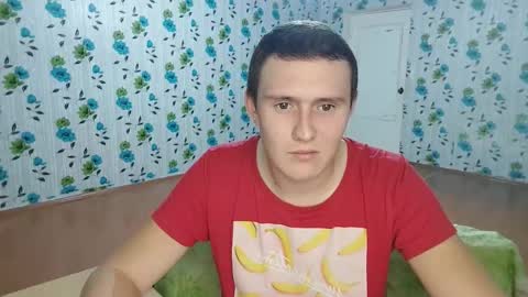 Snapshot of luxeboy_ chatting on 18, 10, 2025 Mike online show from 18, 10, 2025